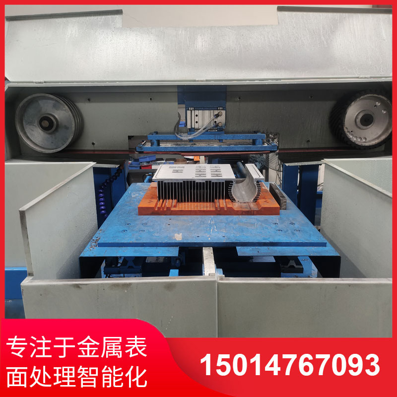 鋁材(cai)直(zhi)紋拉絲(si)機(ji)定製